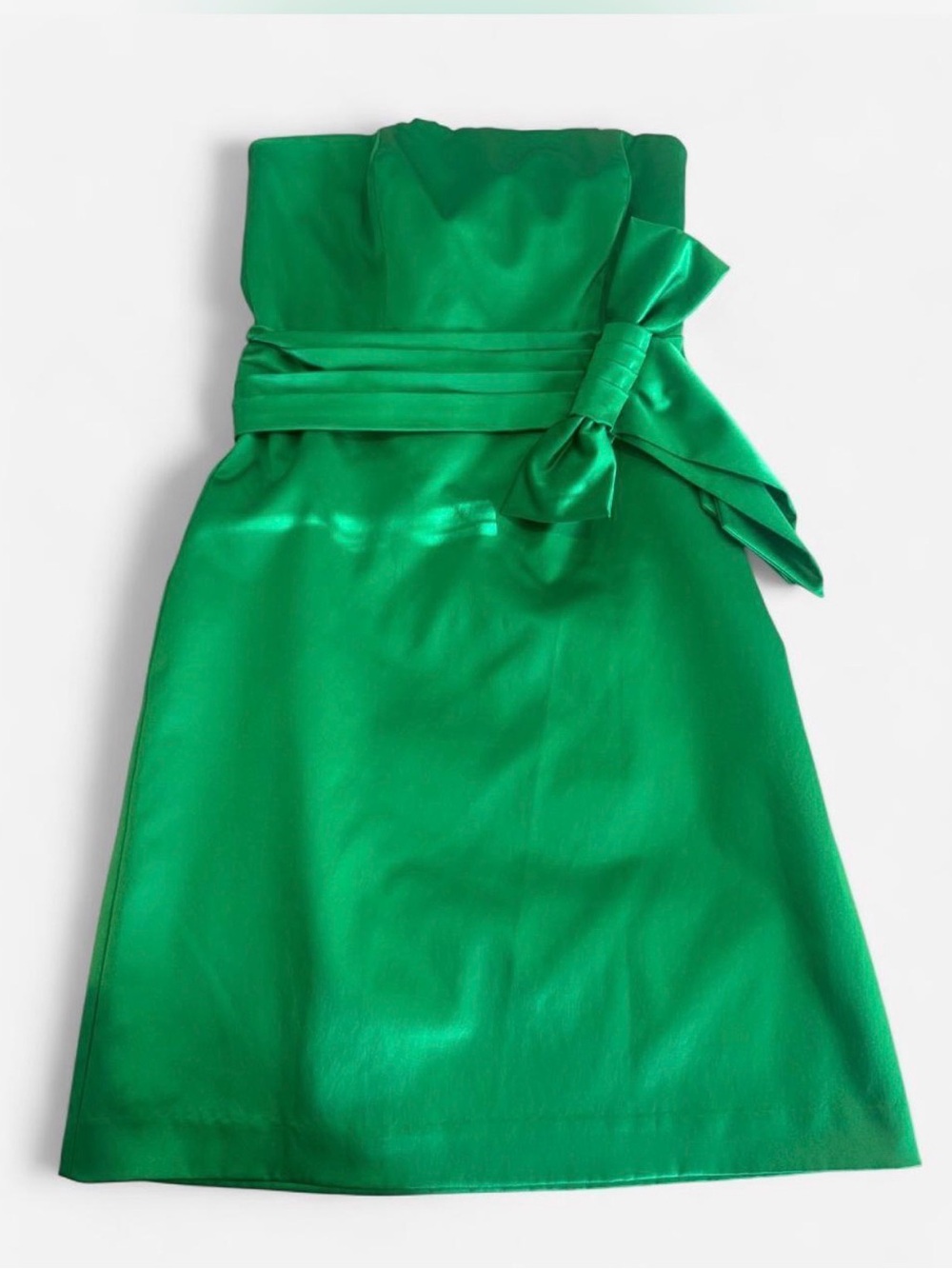 Women’s Strapless Green Party Dress with Sash Bow, size 0